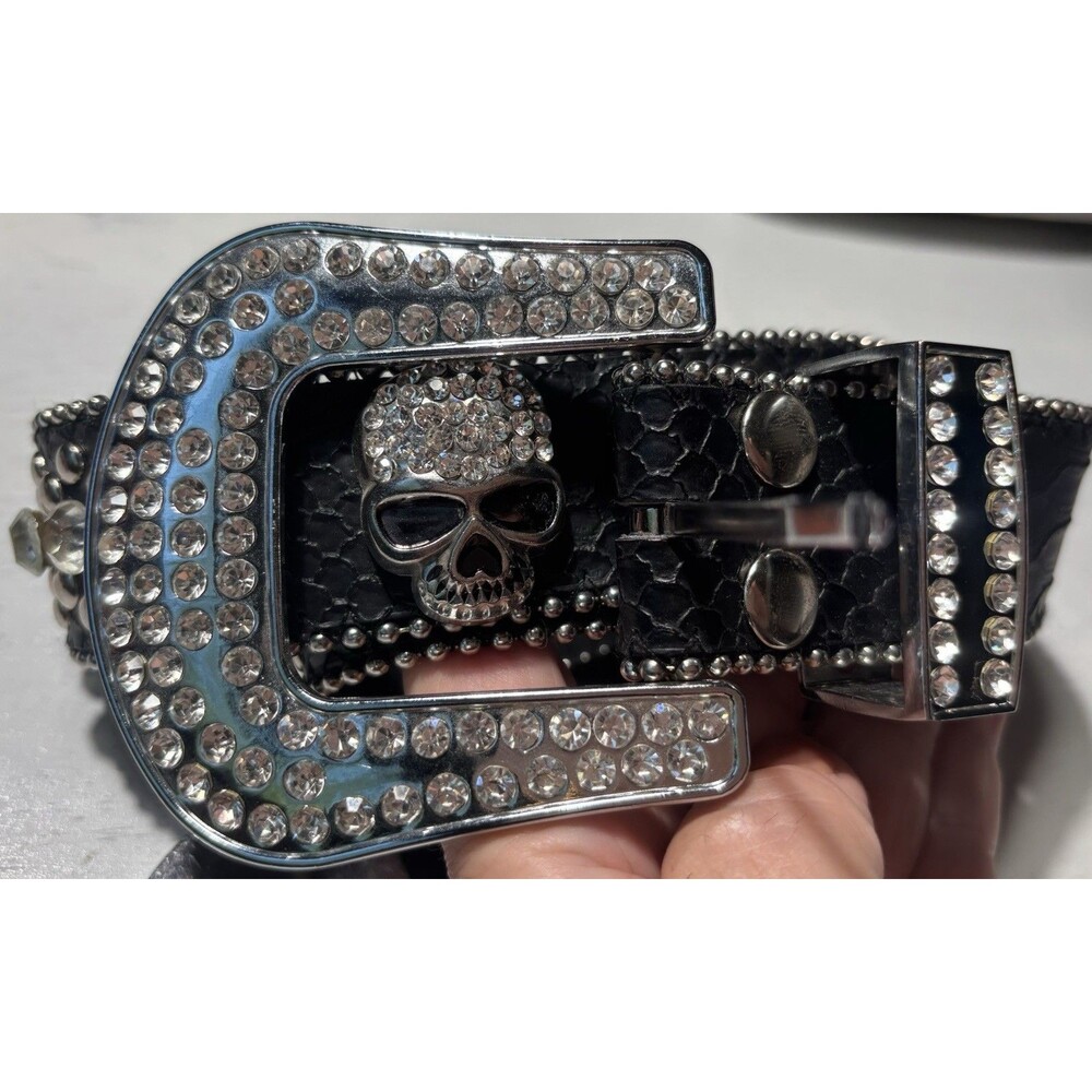 BLACK LEATHER GOTH SKULL BIKER  RHINESTONE STUDDED SNAKESKIN BELT SIZE S 29-34